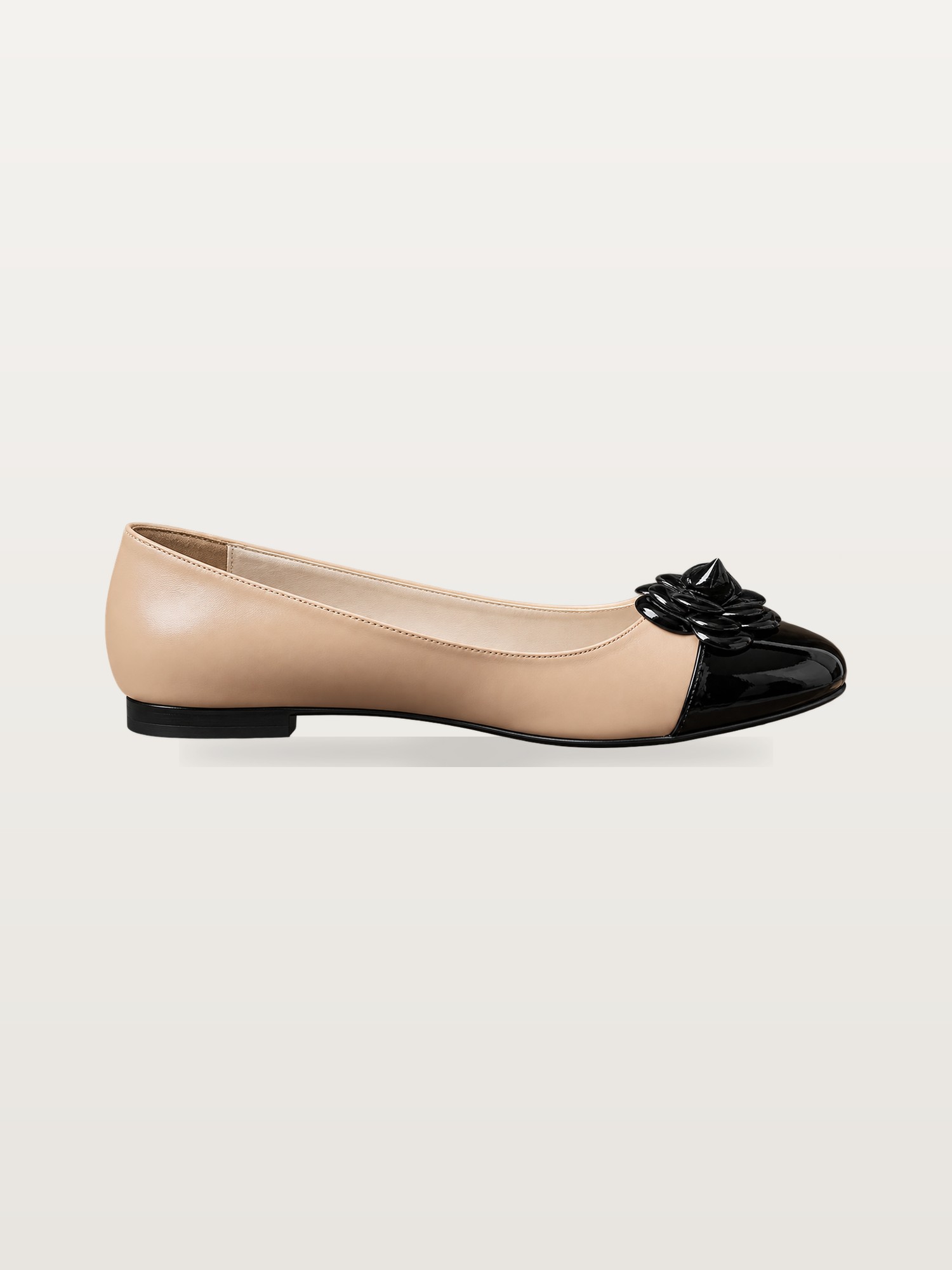 Nude Bow Ballet Flat